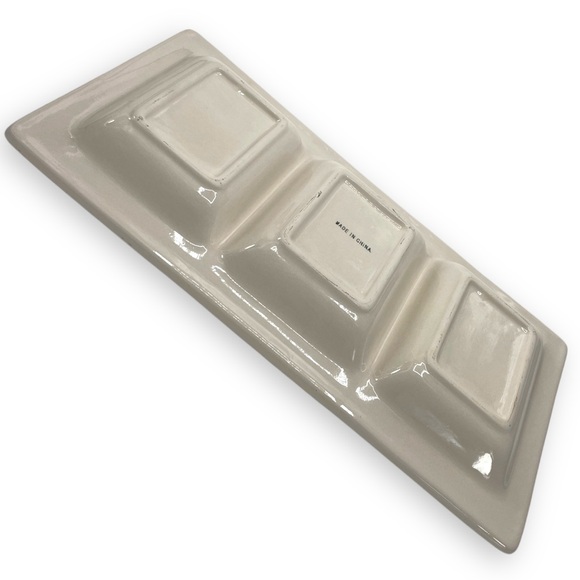 Ceramic Christmas Vintage Off White Holly Berry Trim Platter w/ 3 Compartments - Picture 12 of 13